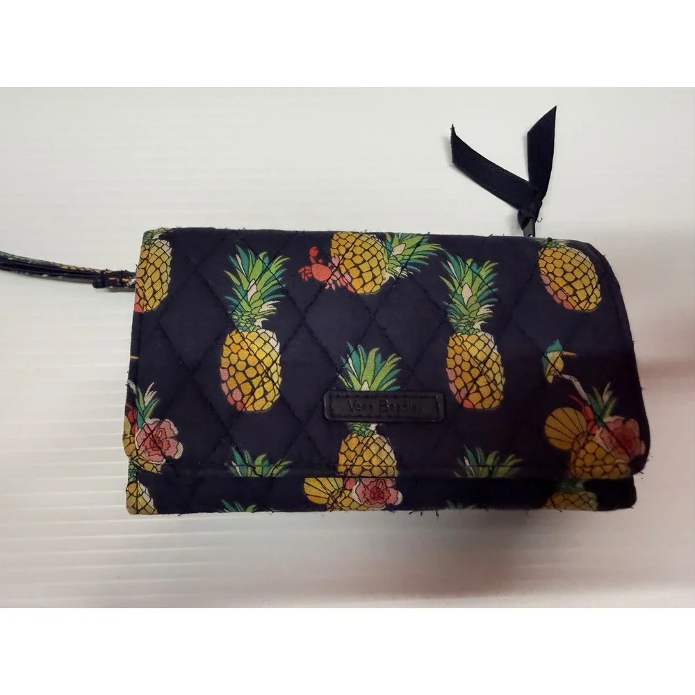 VERA BRADLEY TOUCAN PARTY TOTE, BEACH TOWEL & WRISTLET/ WALLET BEACH BAG SET - Picture 4 of 16